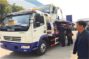 河北区汽车道路救援拖车价格